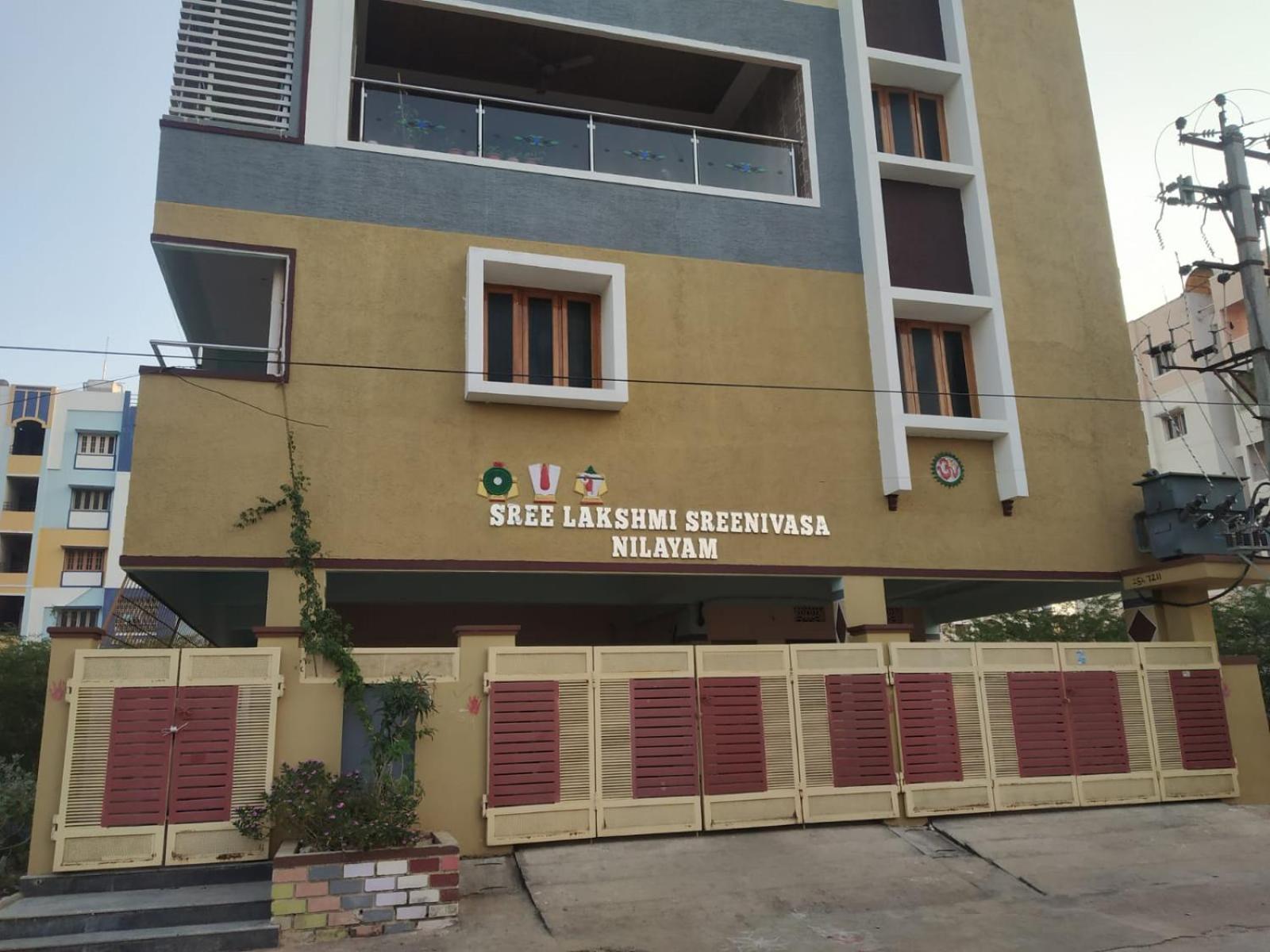 Sls Homestay - Luxury Ac Service Apartments 1Bhk, 2Bhk, 3Bhk - Direct Flyover To Alipiri Tirumala Gate - Walk To Ps4 Pure Veg Restaurants, Supermarkets - Near To National Highway & Padmavathi Amma Temple - Modular Kitchen, Living Room -Free Superfast ตีรูปาติ ภายนอก รูปภาพ