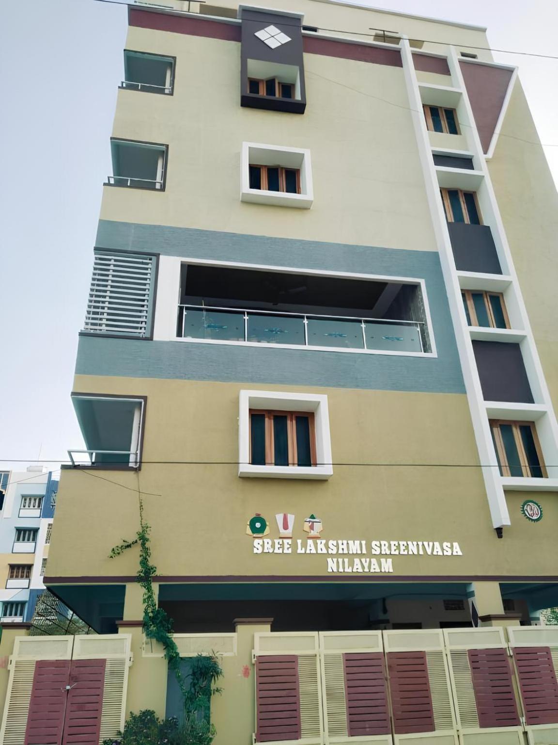 Sls Homestay - Luxury Ac Service Apartments 1Bhk, 2Bhk, 3Bhk - Direct Flyover To Alipiri Tirumala Gate - Walk To Ps4 Pure Veg Restaurants, Supermarkets - Near To National Highway & Padmavathi Amma Temple - Modular Kitchen, Living Room -Free Superfast ตีรูปาติ ภายนอก รูปภาพ