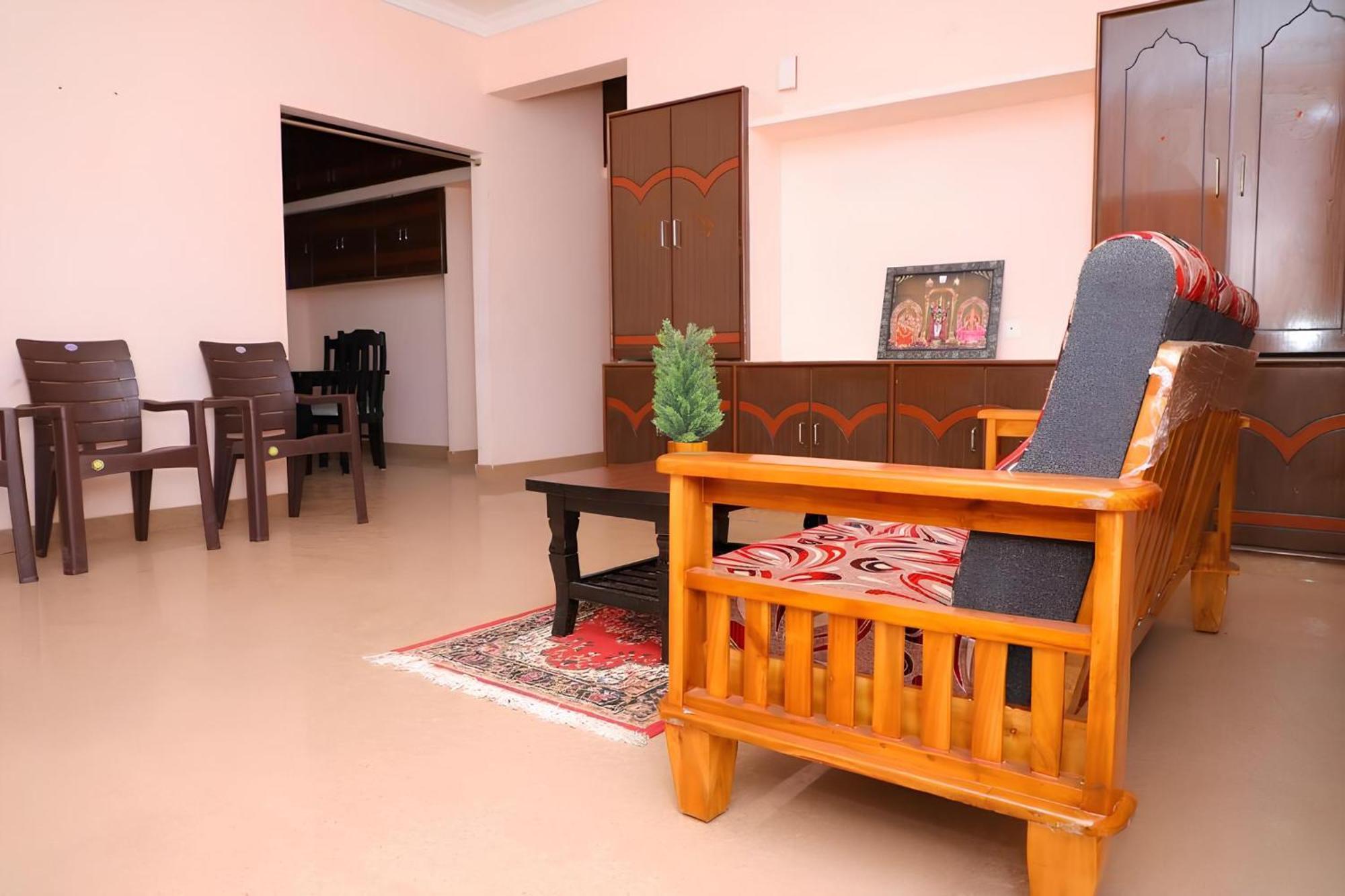 Sls Homestay - Luxury Ac Service Apartments 1Bhk, 2Bhk, 3Bhk - Direct Flyover To Alipiri Tirumala Gate - Walk To Ps4 Pure Veg Restaurants, Supermarkets - Near To National Highway & Padmavathi Amma Temple - Modular Kitchen, Living Room -Free Superfast ตีรูปาติ ภายนอก รูปภาพ